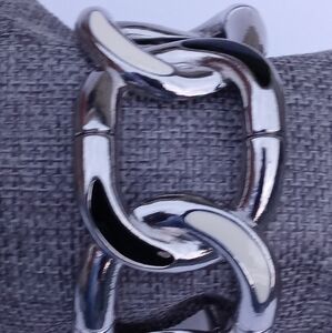 Silver Chain-Link Bracelet with Bold Design Stretch Bracelet